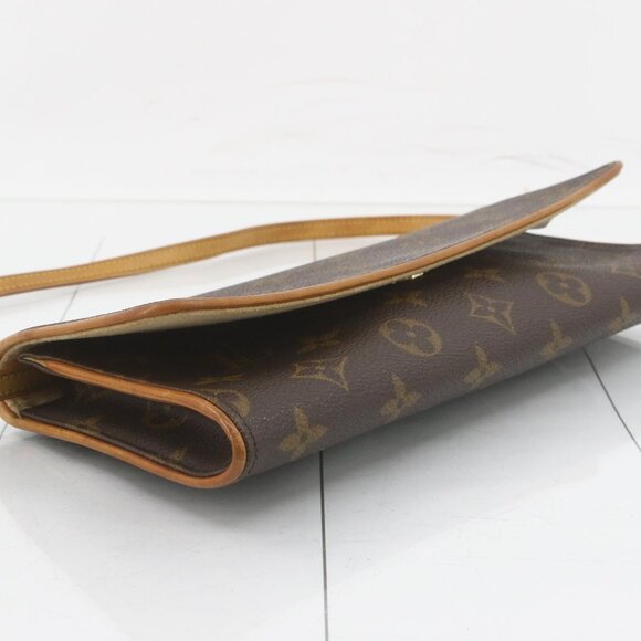 Louis VUITTON Pochette Twin - Picture 6 of 17